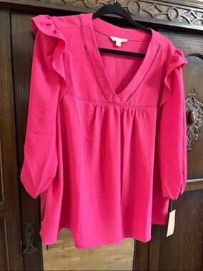 Fuchsia V‑Neck Ruffle Shoulder Blouse